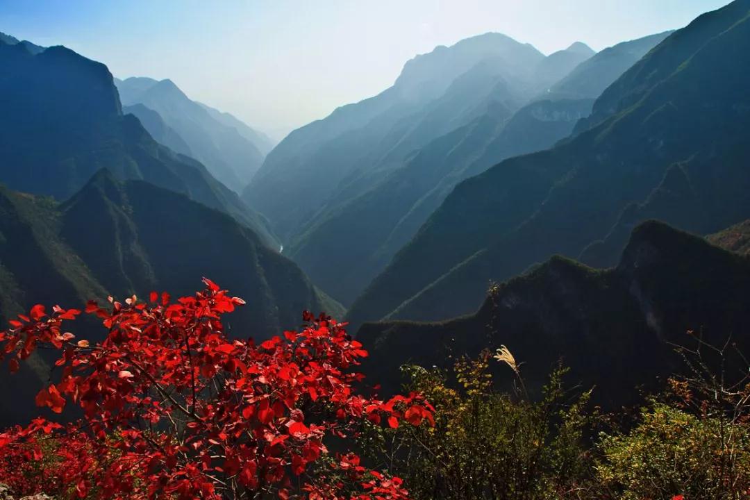 巫咸之山称巫山.